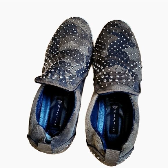 Steve Madden Leather Scout Embellished Camo Shoes - Picture 1 of 9